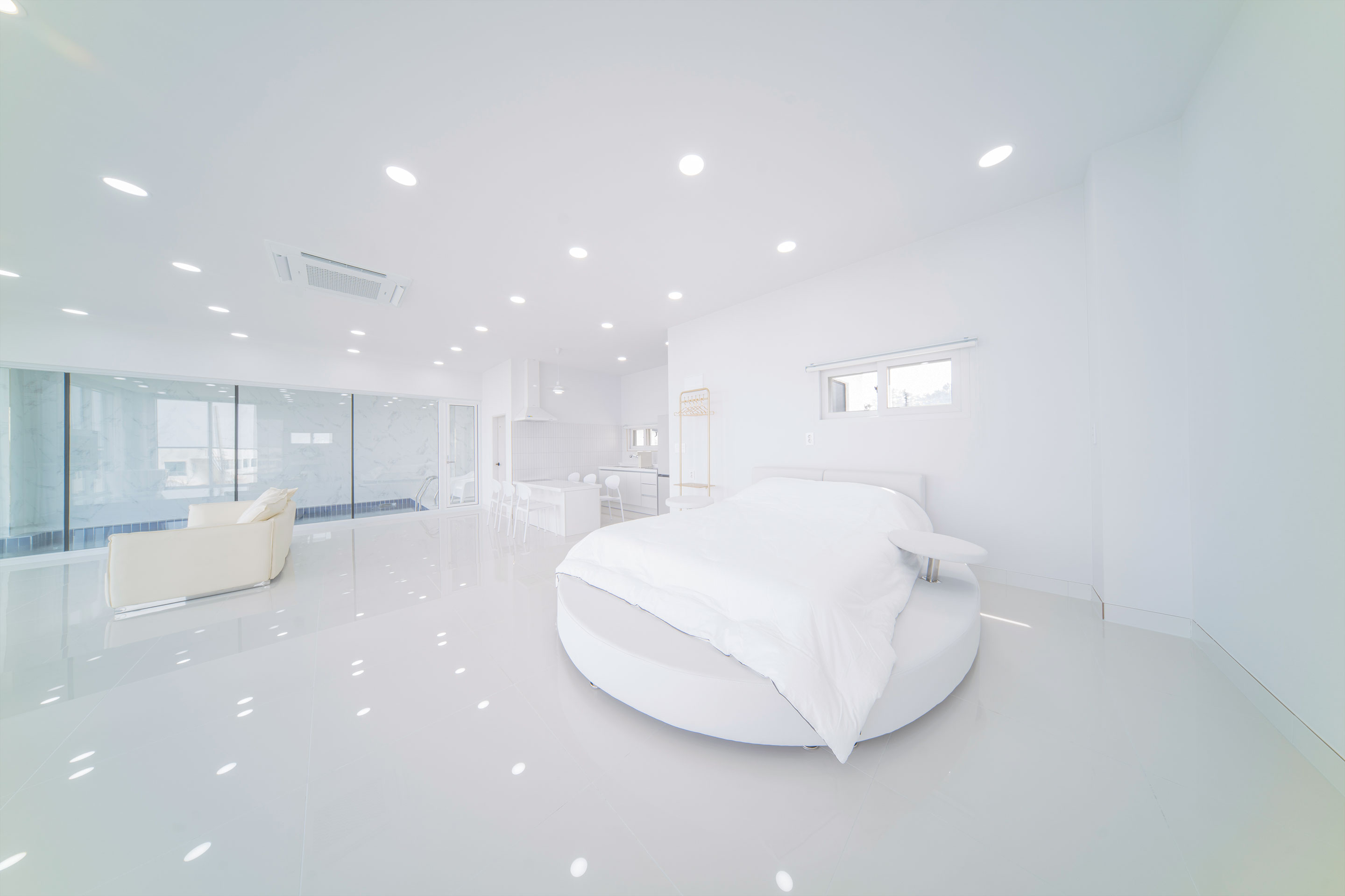 레드콩풀빌라의풀빌라 p1