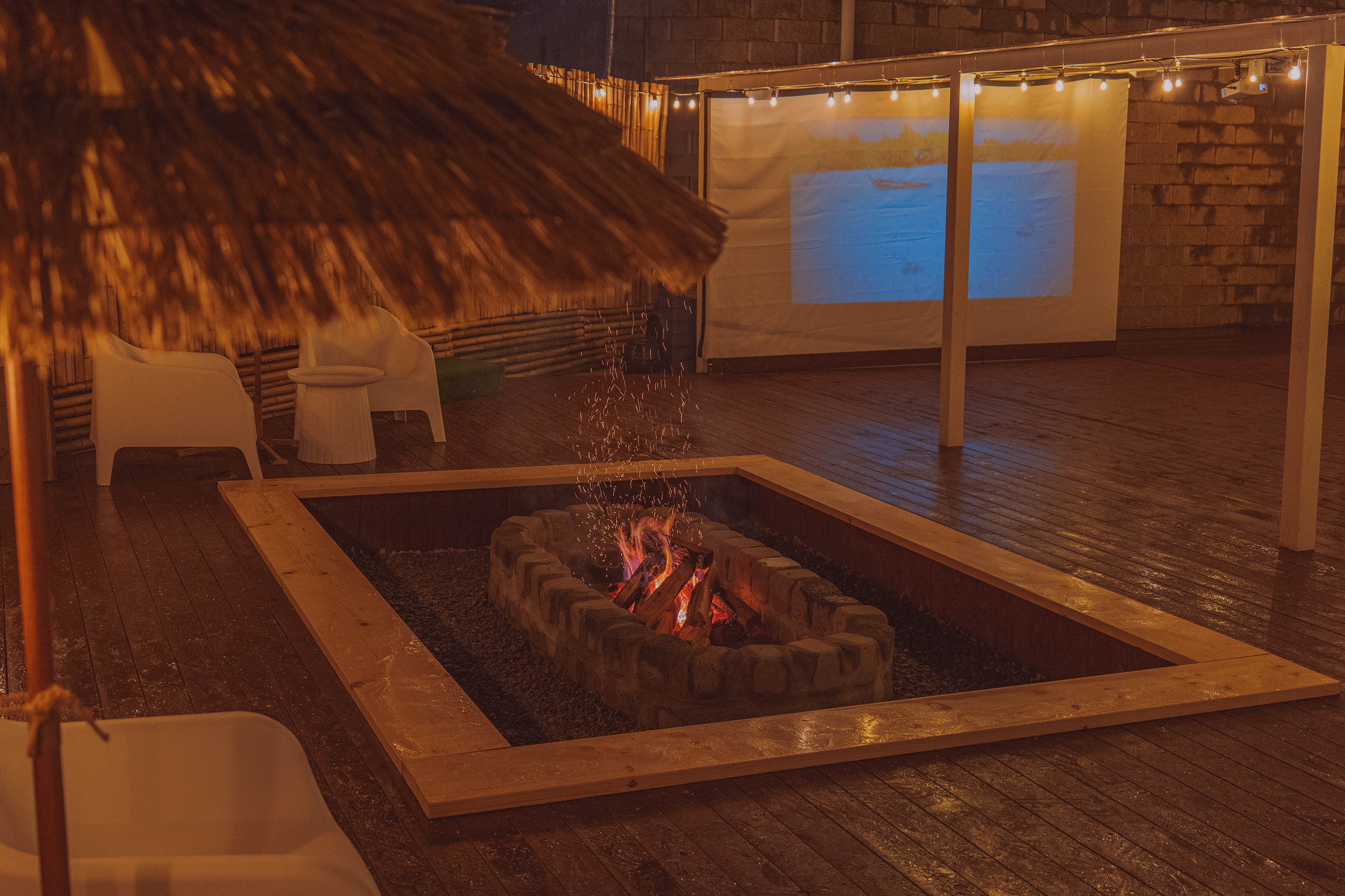 레드콩풀빌라의 Bon fire